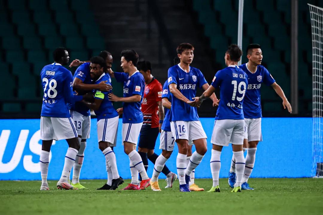 إيران والسعودية تتجهان لإلغاء قرار المباريات المحايدة في دوري أبطال آسيا